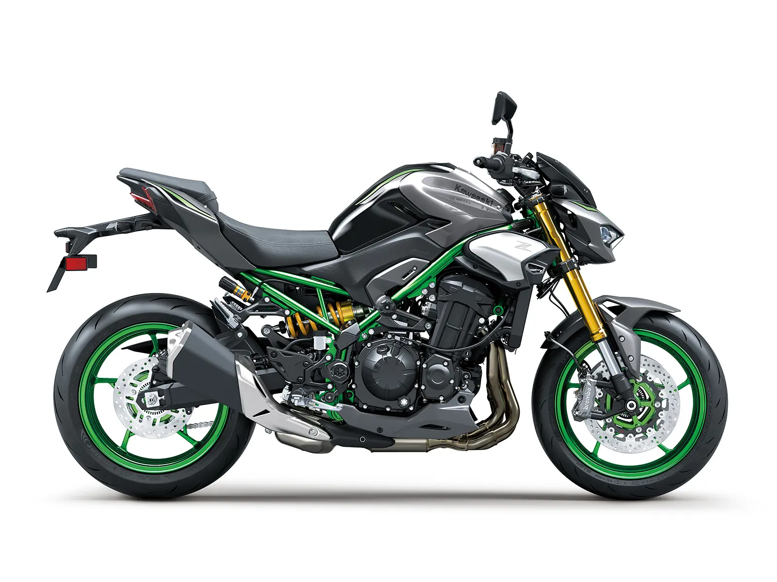 2025 Z900 SE studio image