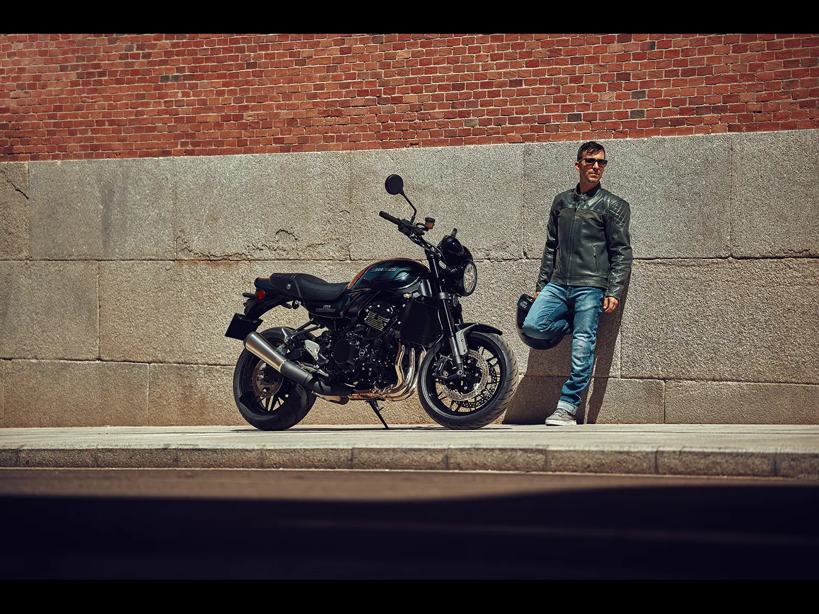 2026 Z900RS Black Ball Edition lifestyle image