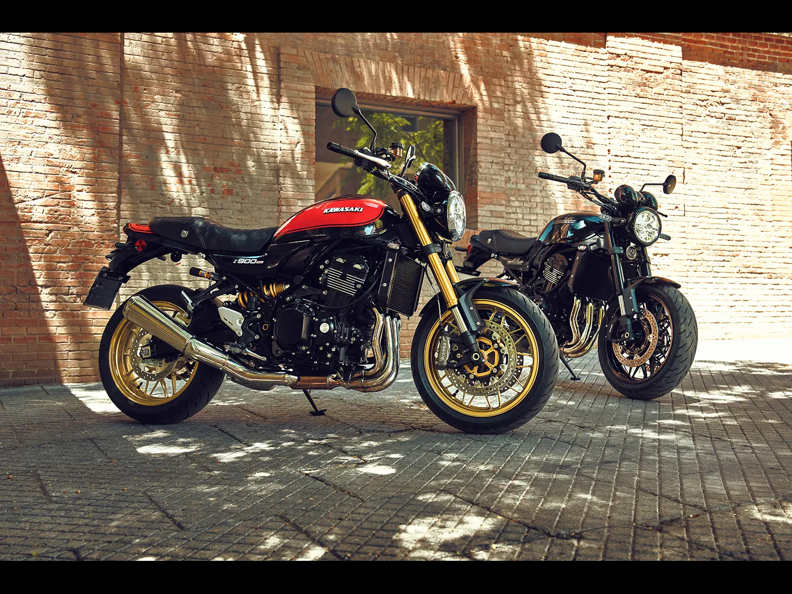 2026 Z900RS Black Ball Edition lifestyle image