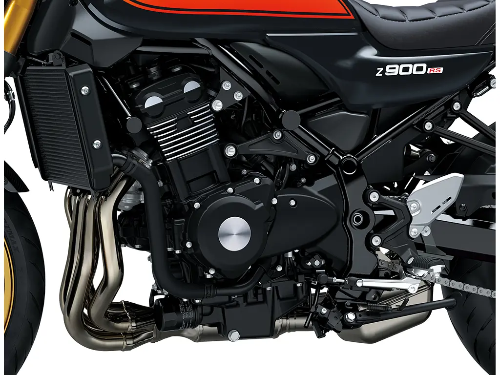 Strong, Smooth In-Line Four Engine with ETV