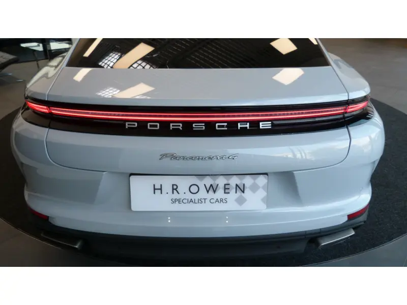 2025 Porsche Panamera 2.9 V6 4 E-Hybrid