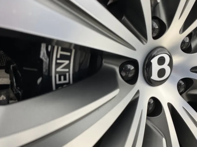 2026 Bentley Bentayga 4.0 V8 Atelier