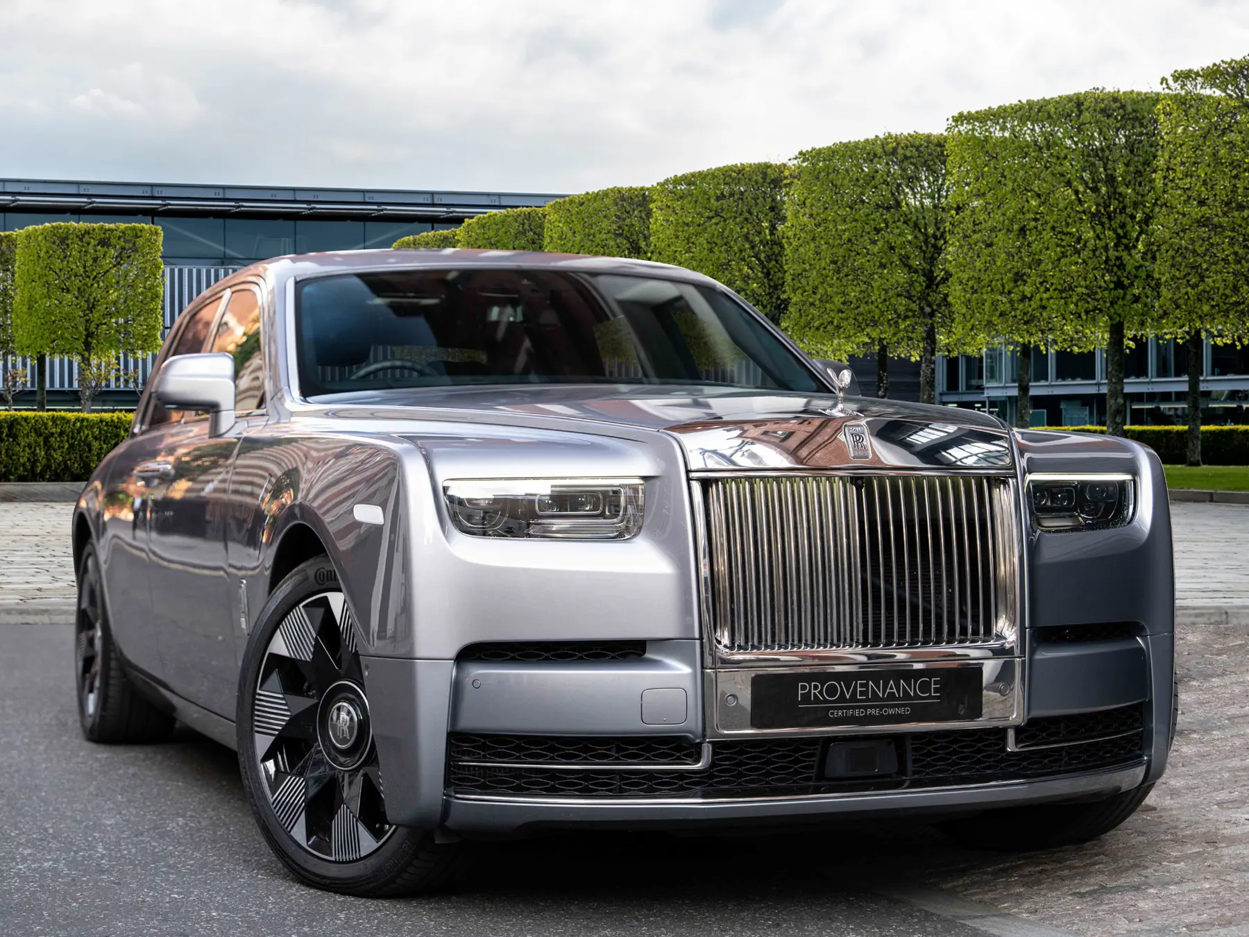 2025 ROLLS-ROYCE PHANTOM