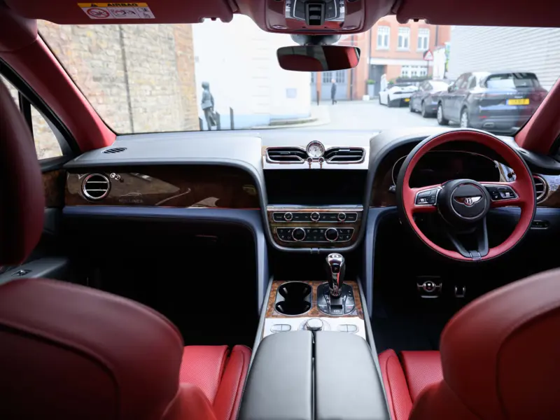 2026 Bentley Bentayga 4.0 V8 Mulliner EWB LWB