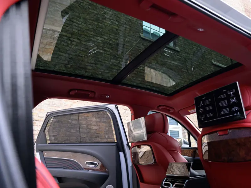 2026 Bentley Bentayga 4.0 V8 Mulliner EWB LWB