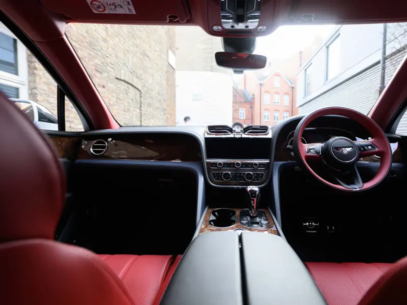 2026 Bentley Bentayga 4.0 V8 Mulliner EWB LWB