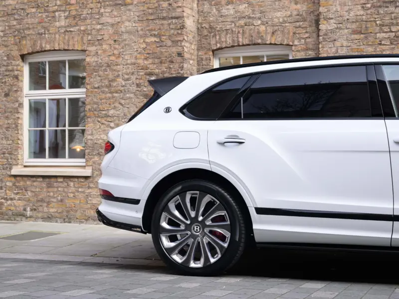 2026 Bentley Bentayga 4.0 V8 Mulliner EWB LWB