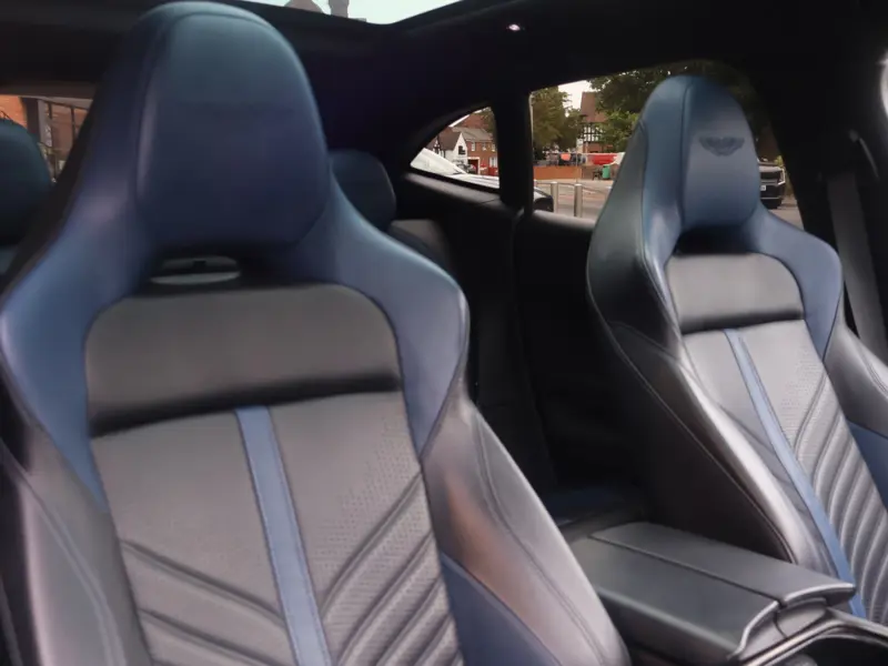 2023 Aston Martin DBX 4.0 V8 707