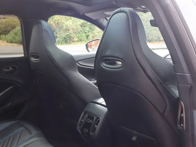 2023 Aston Martin DBX 4.0 V8 707
