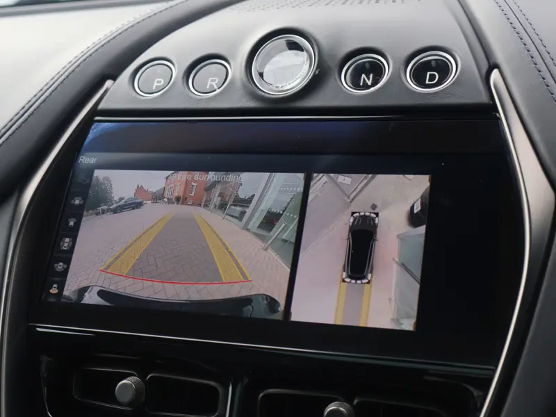 2023 Aston Martin DBX 4.0 V8 707