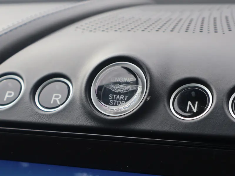 2023 Aston Martin DBX 4.0 V8 707