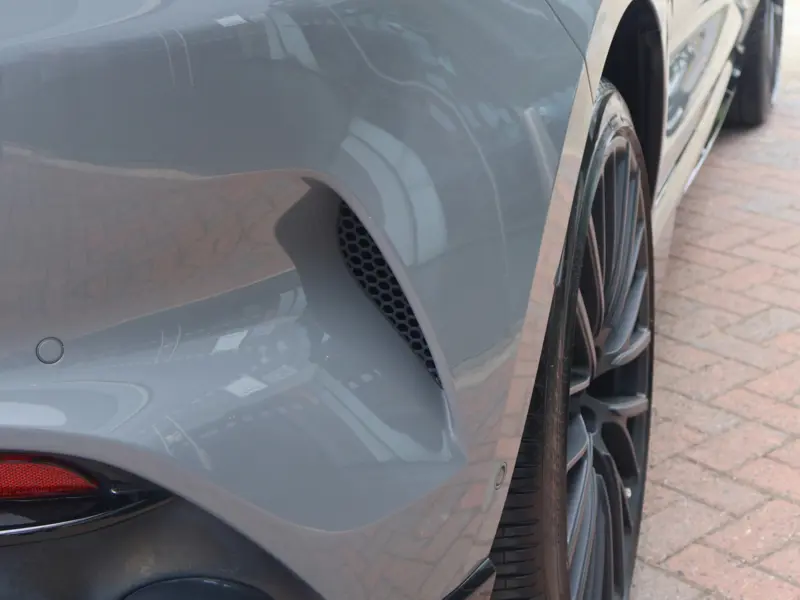 2023 Aston Martin DBX 4.0 V8 707