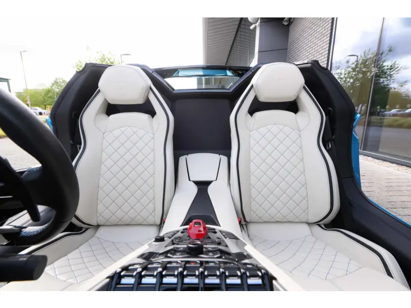 2018 Lamborghini Aventador 6.5 V12 LP 740-4 S