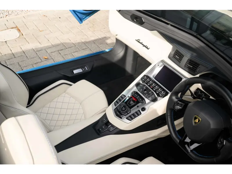 2018 Lamborghini Aventador 6.5 V12 LP 740-4 S