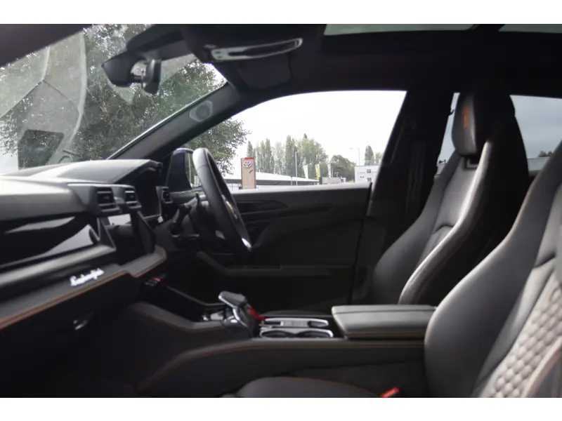 2025 Lamborghini Urus 4.0 V8 BiTurbo SE