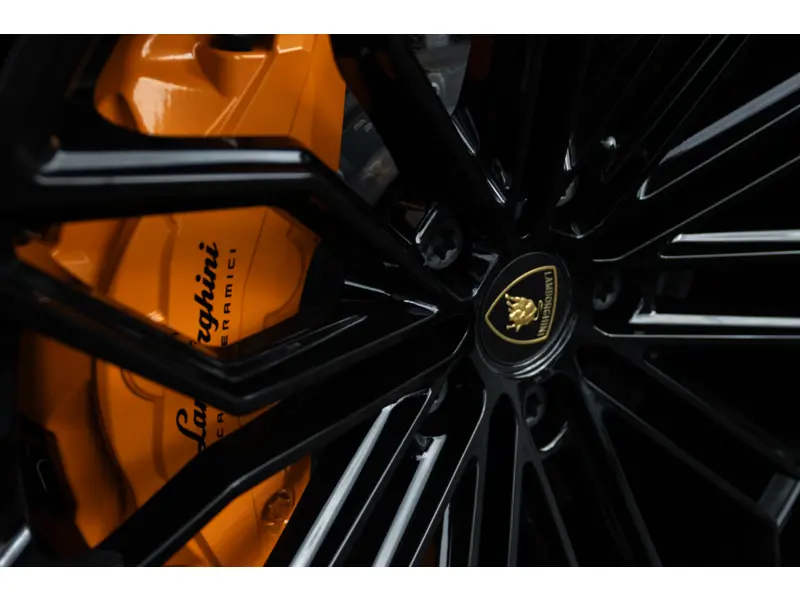 2025 Lamborghini Urus 4.0 V8 BiTurbo SE