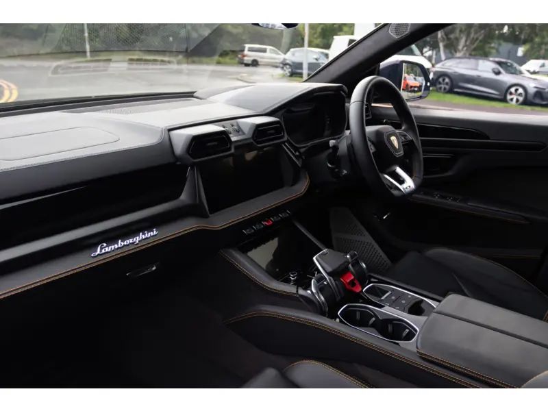 2025 Lamborghini Urus 4.0 V8 BiTurbo SE
