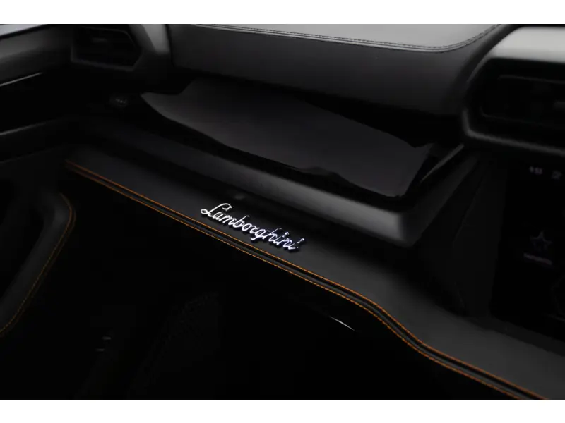 2025 Lamborghini Urus 4.0 V8 BiTurbo SE