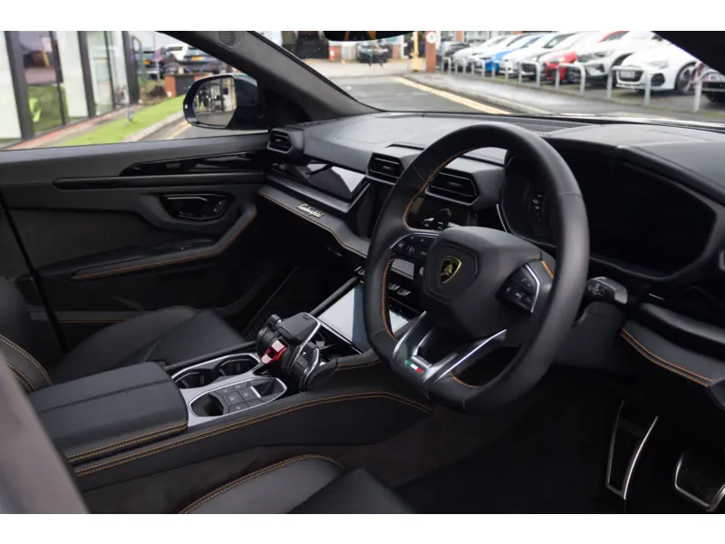 2025 Lamborghini Urus 4.0 V8 BiTurbo SE