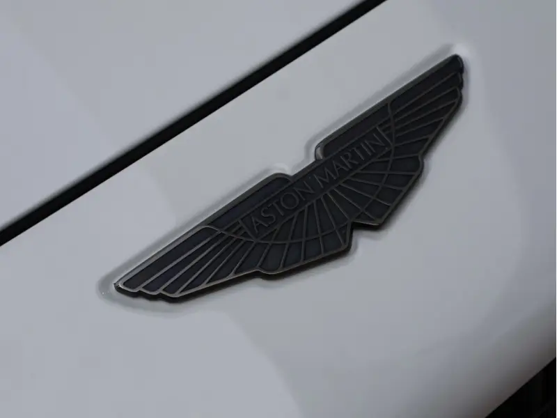 2024 Aston Martin DBX 4.0 V8