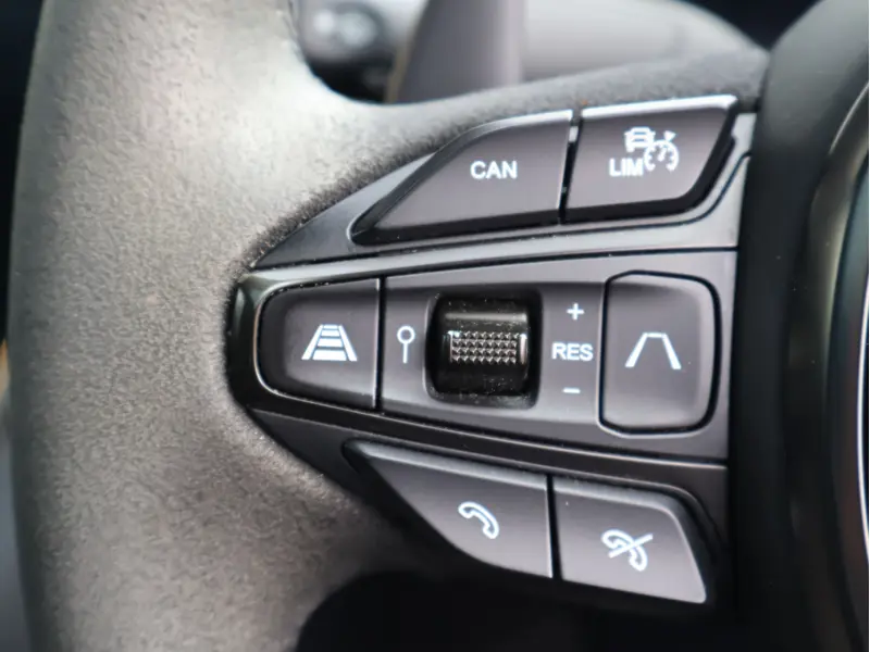 2024 Aston Martin DBX 4.0 V8
