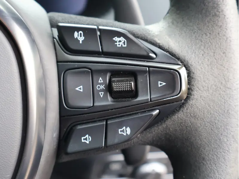 2024 Aston Martin DBX 4.0 V8