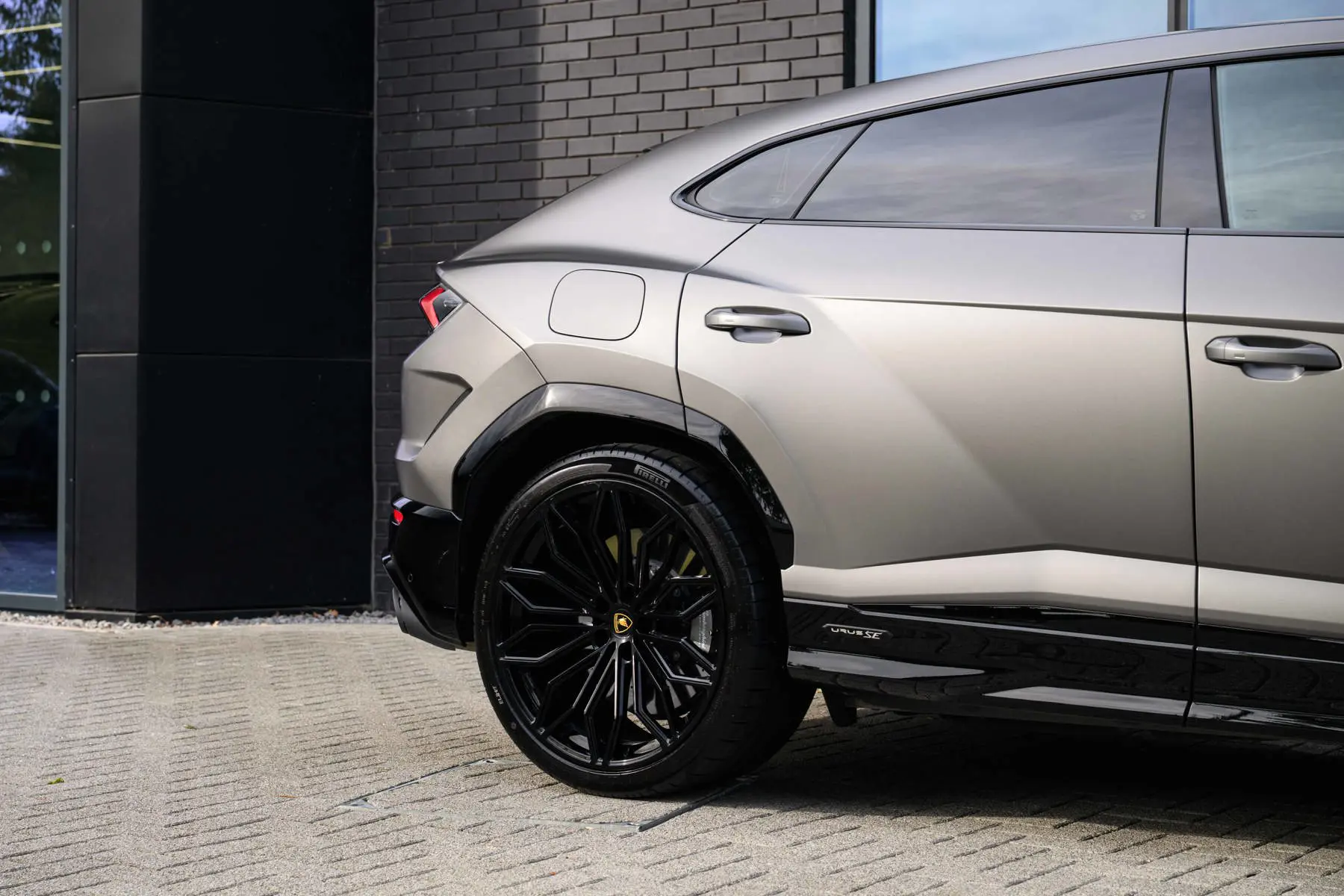 IMAGES