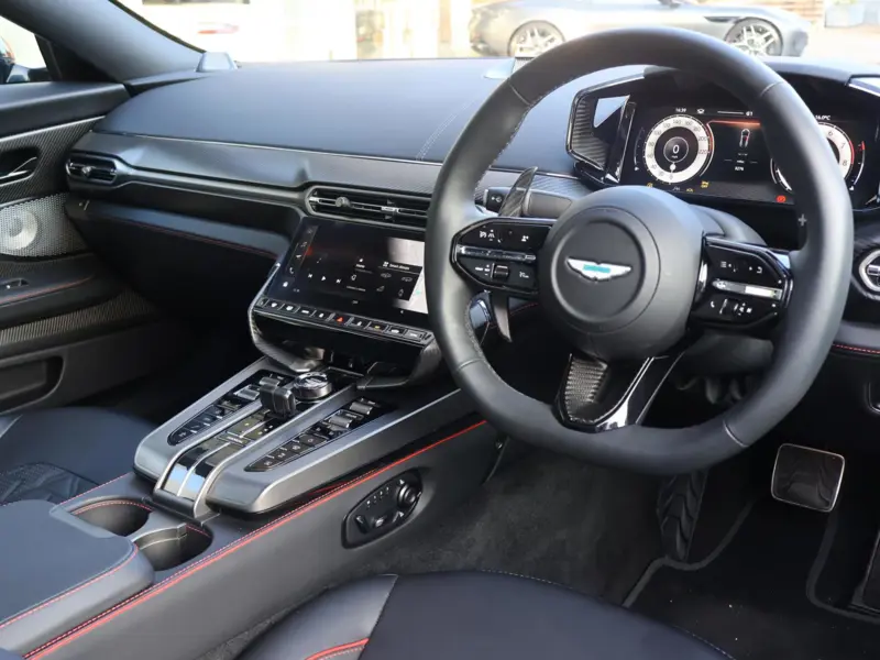 2025 Aston Martin Vanquish 5.2 V12 BiTurbo STD
