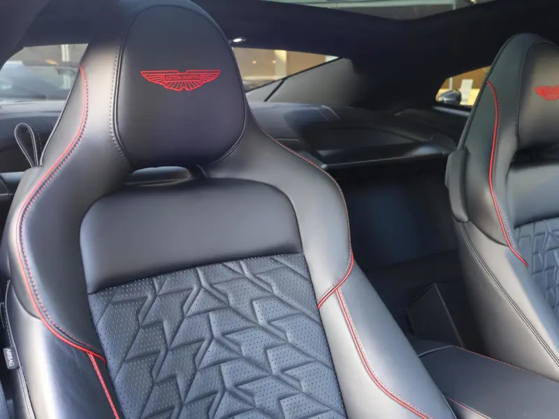 2025 Aston Martin Vanquish 5.2 V12 BiTurbo STD