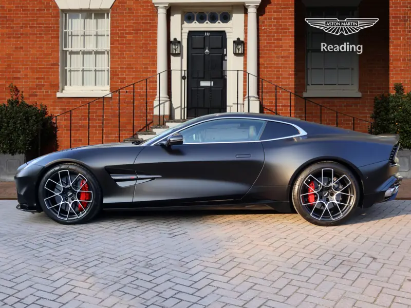 2025 Aston Martin Vanquish 5.2 V12 BiTurbo STD