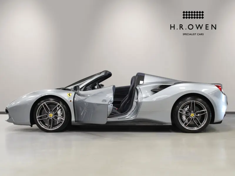 2017 Ferrari 488 3.9 T V8