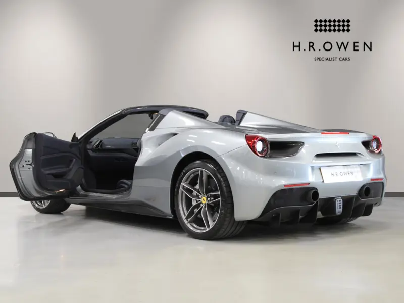 2017 Ferrari 488 3.9 T V8