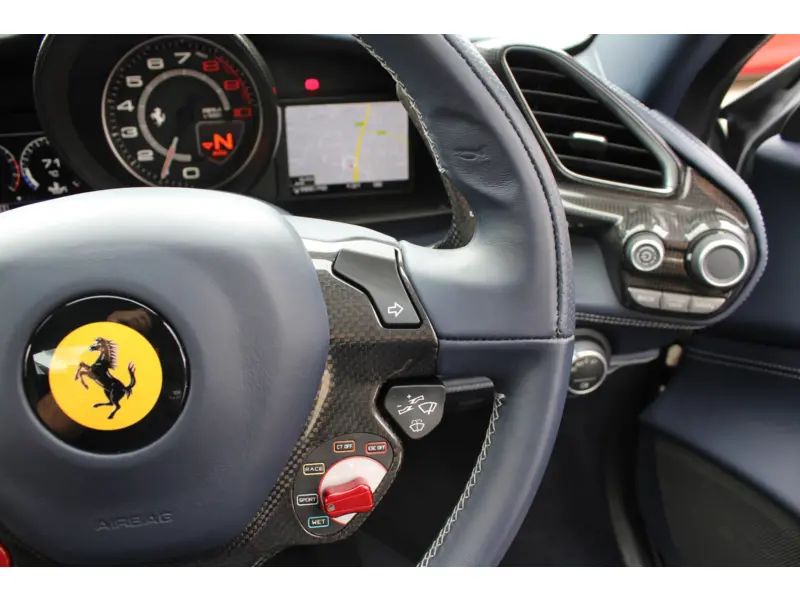 2017 Ferrari 488 3.9 T V8