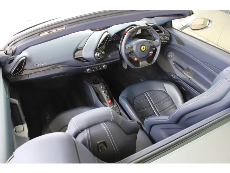 2017 Ferrari 488 3.9 T V8