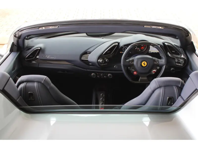 2017 Ferrari 488 3.9 T V8