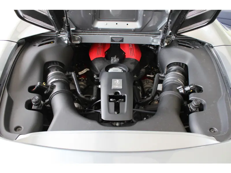 2017 Ferrari 488 3.9 T V8