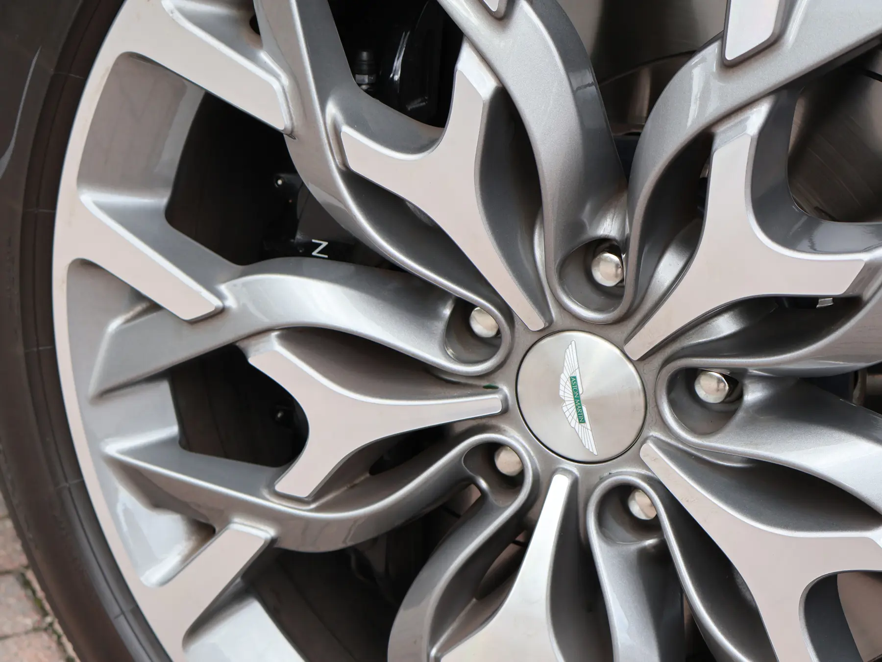 IMAGES