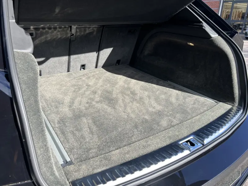 2023 Bentley Bentayga 3.0 TFSi V6 SWB