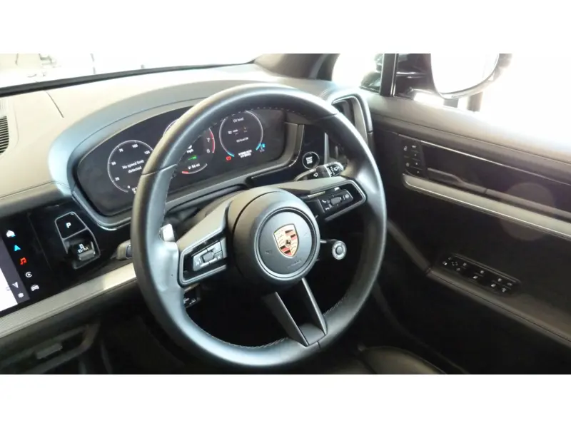 2024 Porsche Cayenne 3.0 V6 E-Hybrid