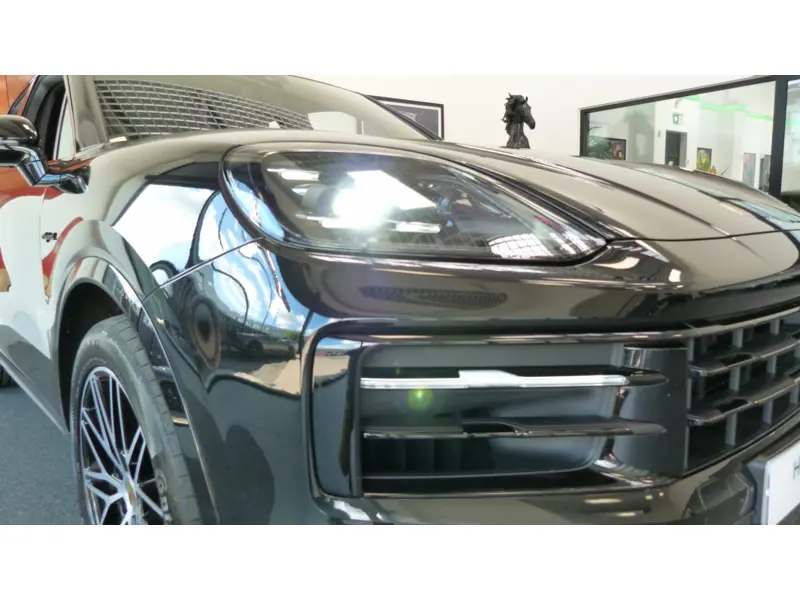 2024 Porsche Cayenne 3.0 V6 E-Hybrid