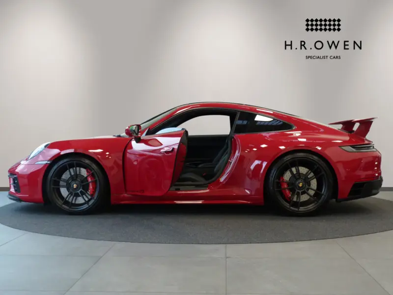 2023 Porsche 911 3.0 T 992 Carrera 4 GTS