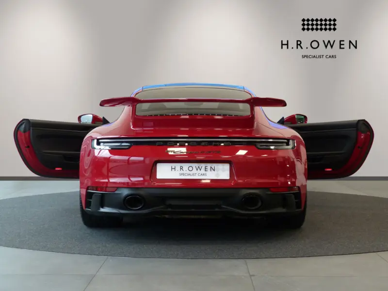 2023 Porsche 911 3.0 T 992 Carrera 4 GTS