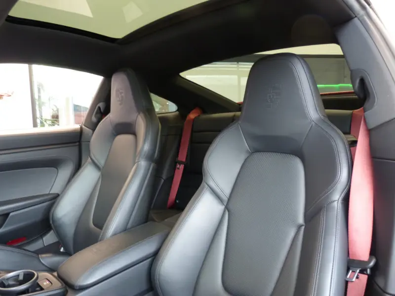 2023 Porsche 911 3.0 T 992 Carrera 4 GTS