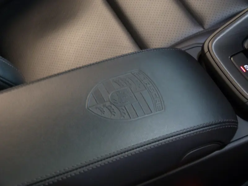 2023 Porsche 911 3.0 T 992 Carrera 4 GTS
